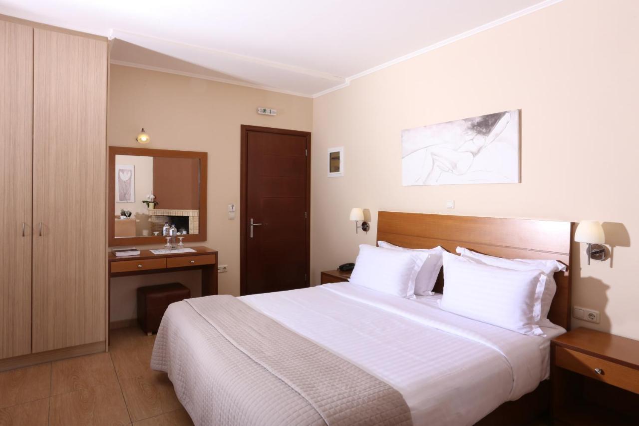 Faros Luxury Suites Marathópoli Kültér fotó