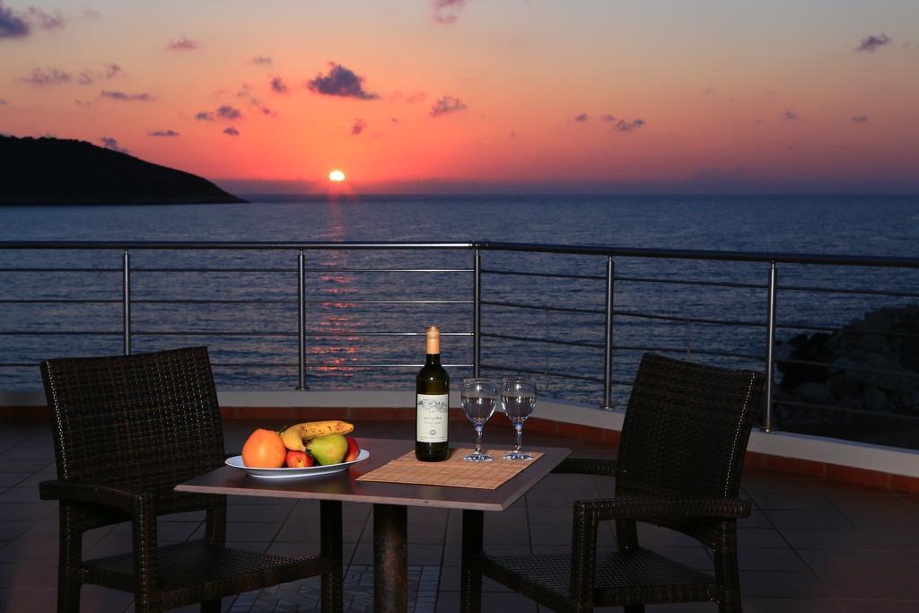 Faros Luxury Suites Marathópoli Kültér fotó