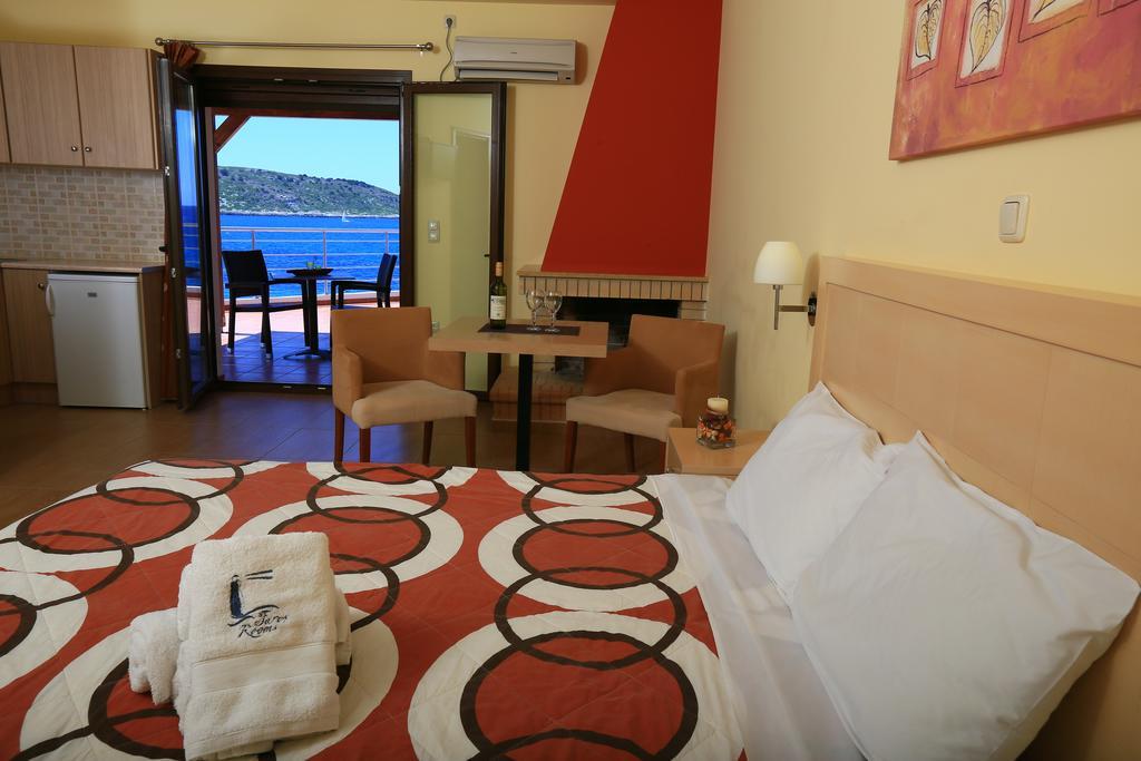 Faros Luxury Suites Marathópoli Kültér fotó
