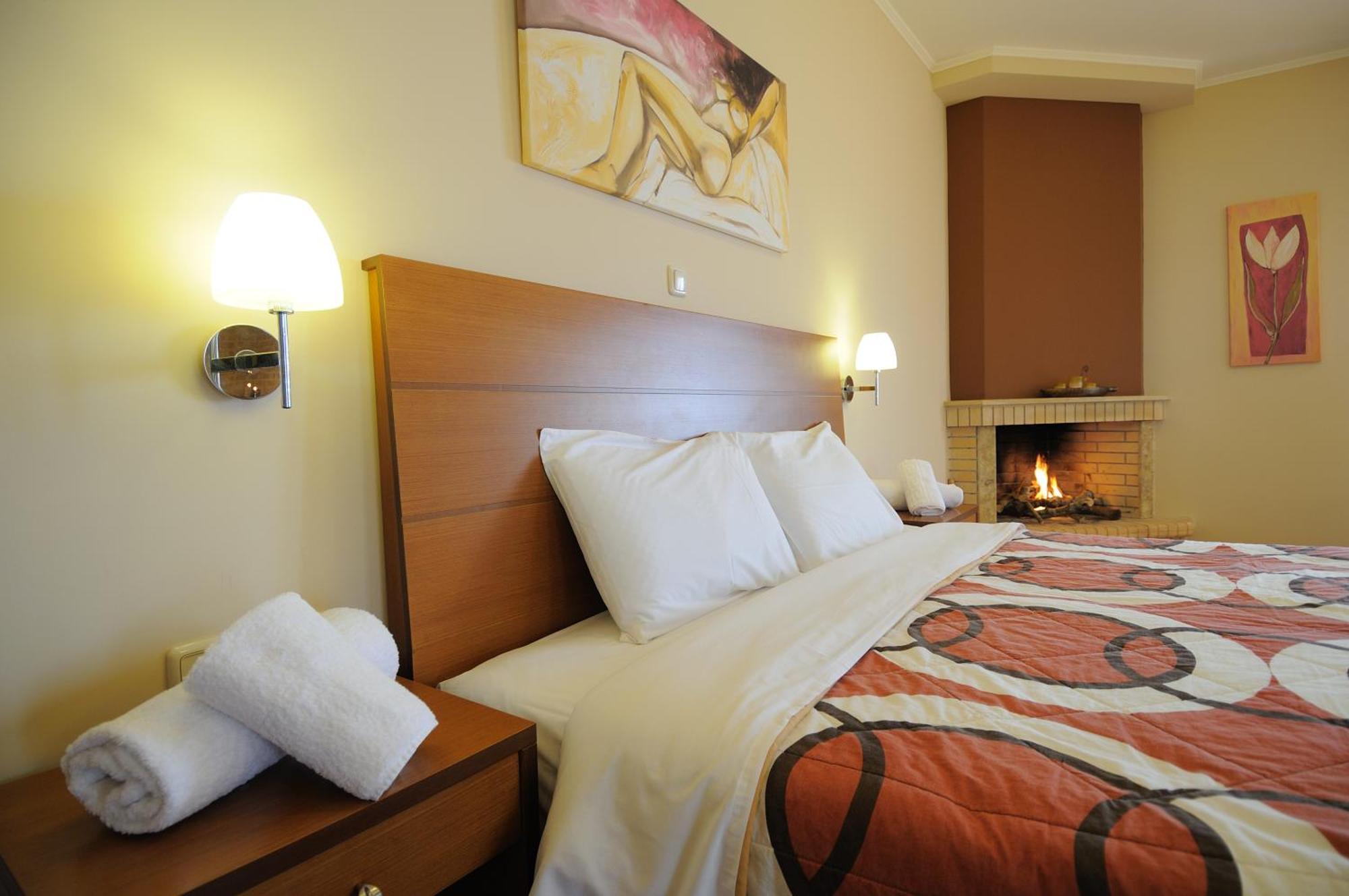 Faros Luxury Suites Marathópoli Kültér fotó