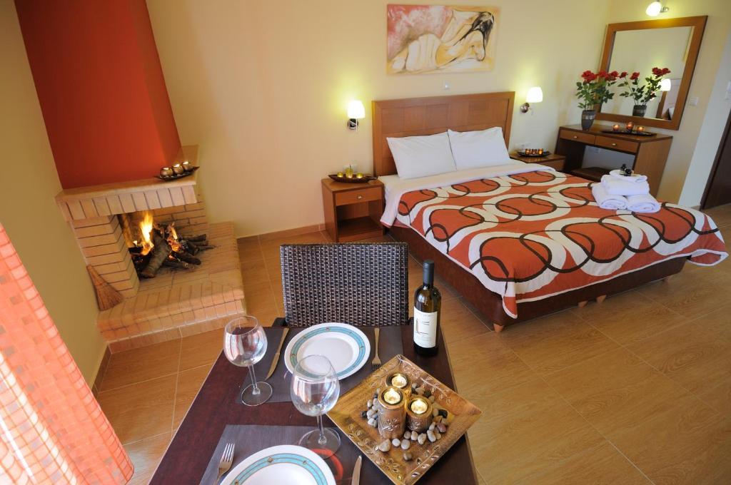 Faros Luxury Suites Marathópoli Kültér fotó