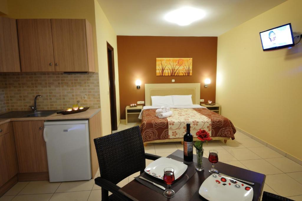 Faros Luxury Suites Marathópoli Kültér fotó