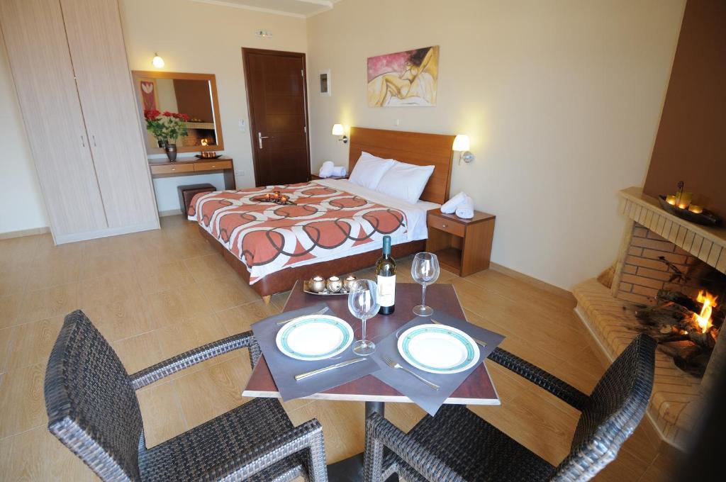 Faros Luxury Suites Marathópoli Kültér fotó