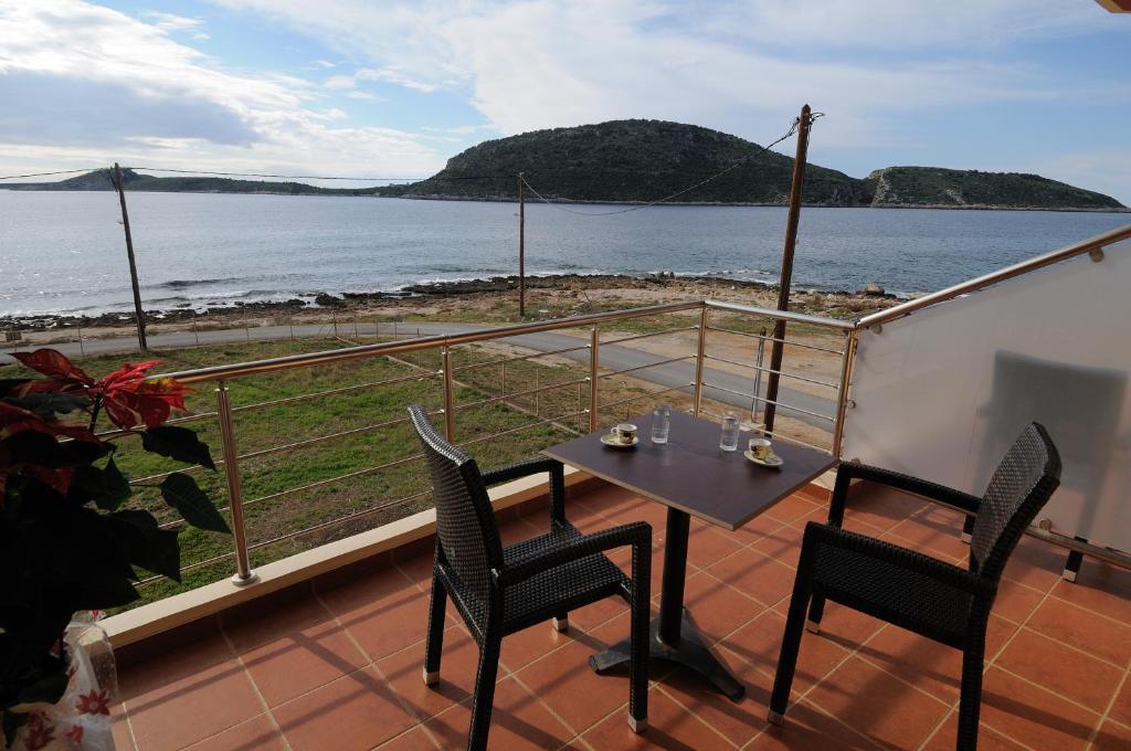 Faros Luxury Suites Marathópoli Kültér fotó