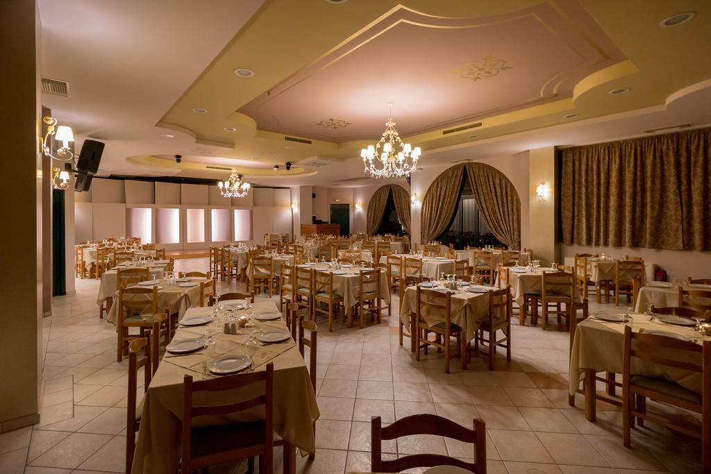 Faros Luxury Suites Marathópoli Kültér fotó