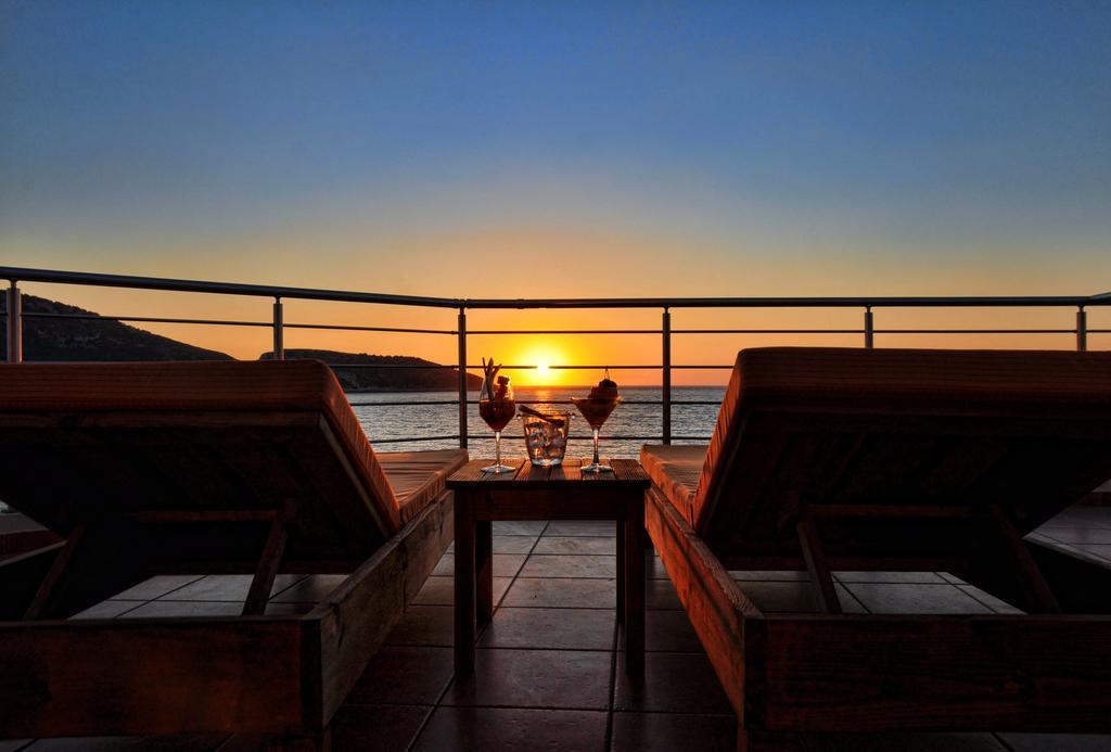 Faros Luxury Suites Marathópoli Kültér fotó