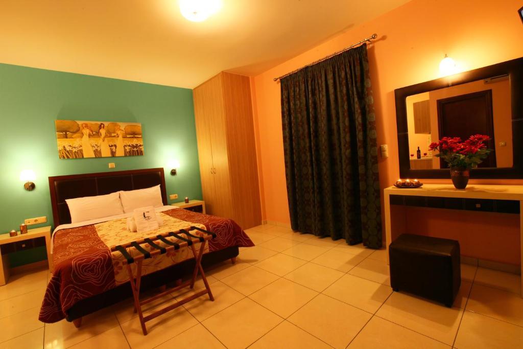 Faros Luxury Suites Marathópoli Kültér fotó